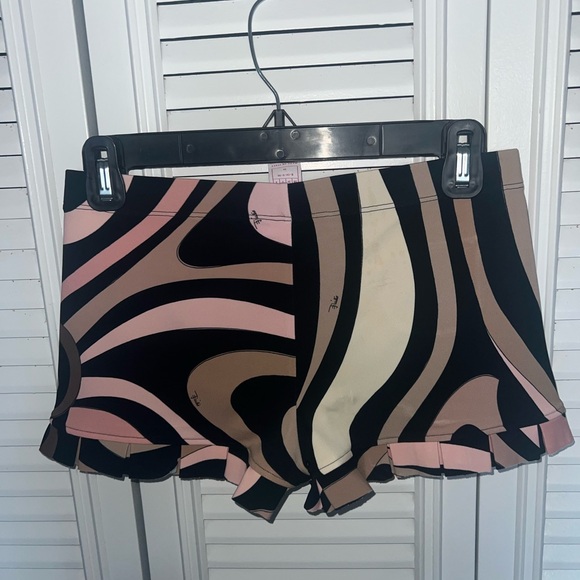 Emilio Pucci Marmo Print Flare Shorts - Picture 3 of 4